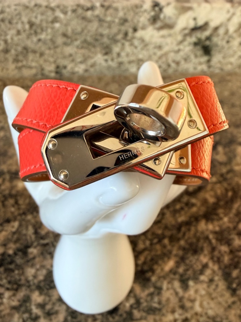 Hermes Epsom Kelly Double Tour Bracelet - Picture 5 of 12